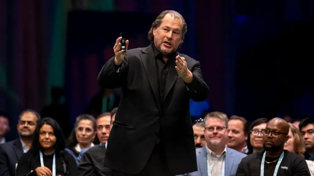 Salesforce will hire 2,000 people to sell AI products, says CEO Benioff