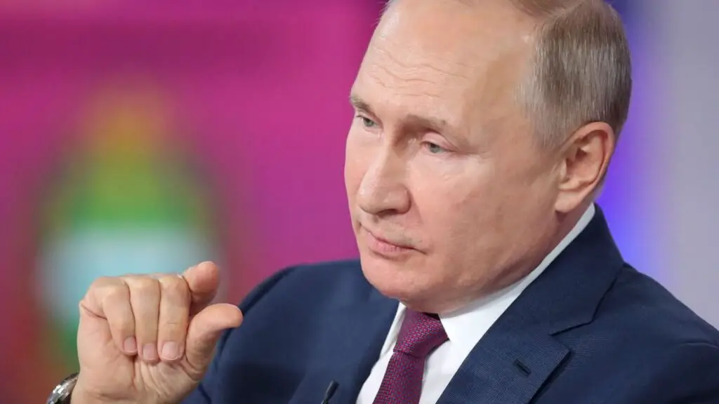 Putin admits that Russian inflation is “alarming” and the economy is “overheating.”