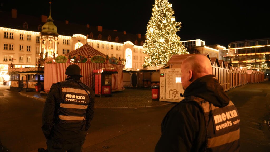 Car hits German Christmas market in deadly Christmas attack