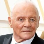 Anthony Hopkins celebrates his 49th year of sobriety with a video post