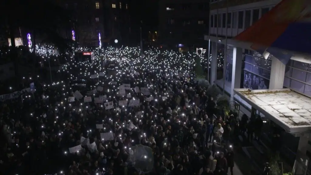 Serbia: Anti-corruption movement gains ground after fatal train accident