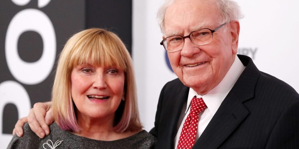 Warren Buffett once said, “A house can be a nightmare when the buyer’s eyes are bigger than his wallet,” but he considers his $31,500 investment to be one of his best