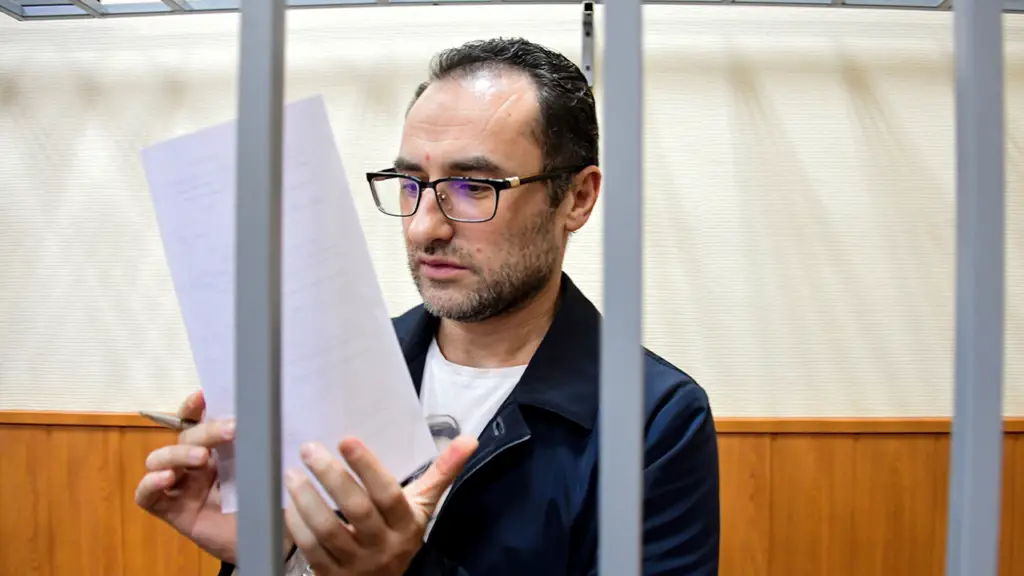 US citizen imprisoned in Russia given new 15-year prison sentence on espionage conviction