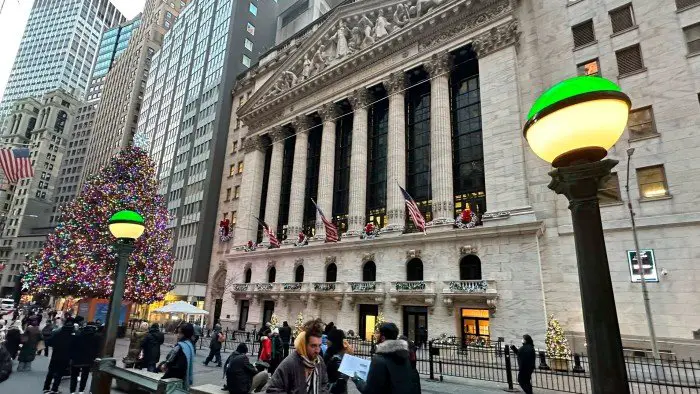 Tech decline drags Wall Street stocks lower