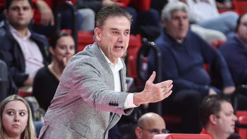 Former NBA coach Rick Pitino suggests improving ratings