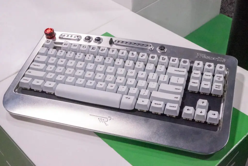 The latest Freewrite device is a slick mechanical keyboard designed specifically for writers