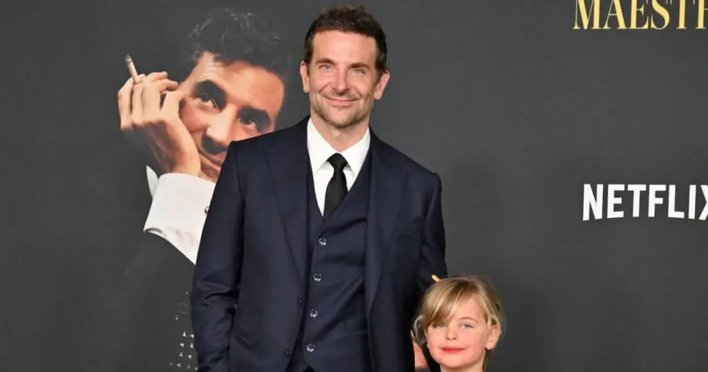 Bradley Cooper visits the game of Philadelphia Eagles with daughter Lea