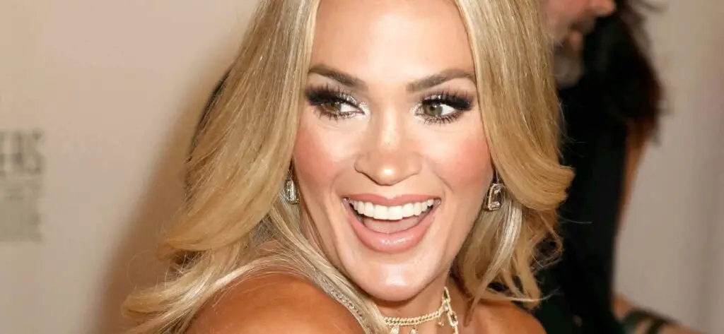 Carrie Underwood was named one of the greats after her performance