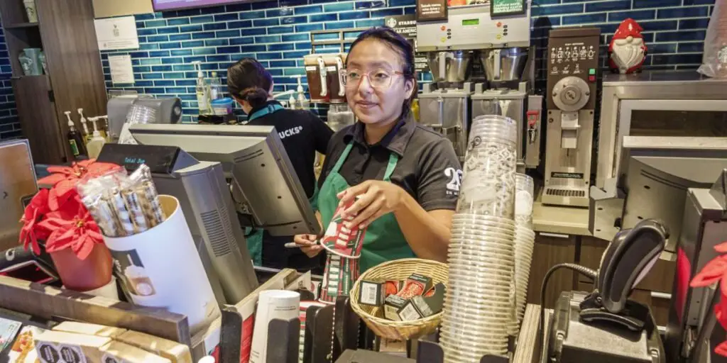 Starbucks directs workers to de-escalate so they can peacefully reserve restrooms for paying customers only