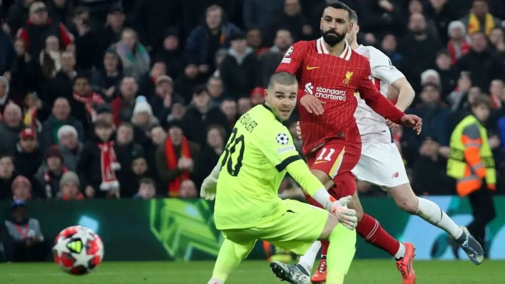 Liverpool 2-1 Lille: Elliott puts the Reds back in the lead against ten-man Lille