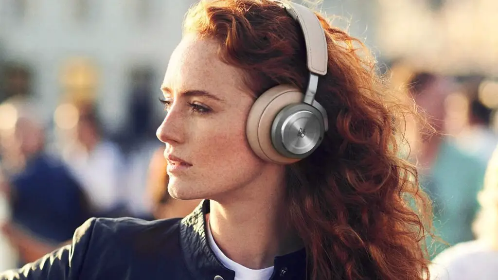 Best headphones for noise, the 2025, Airpods, Bose and more.