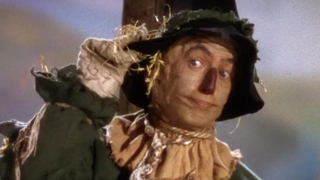 How Fiyero Tigelaar from Wicked becomes the Scarecrow from The Wizard of Oz