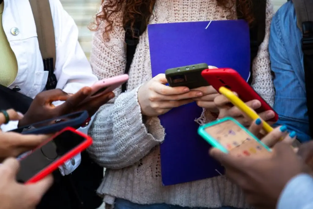 Report: The majority of US youth lost trust in Big Tech
