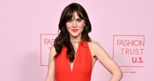 zooey-deschanel-loses-childhood-home-in-fires-2148136770.jpg