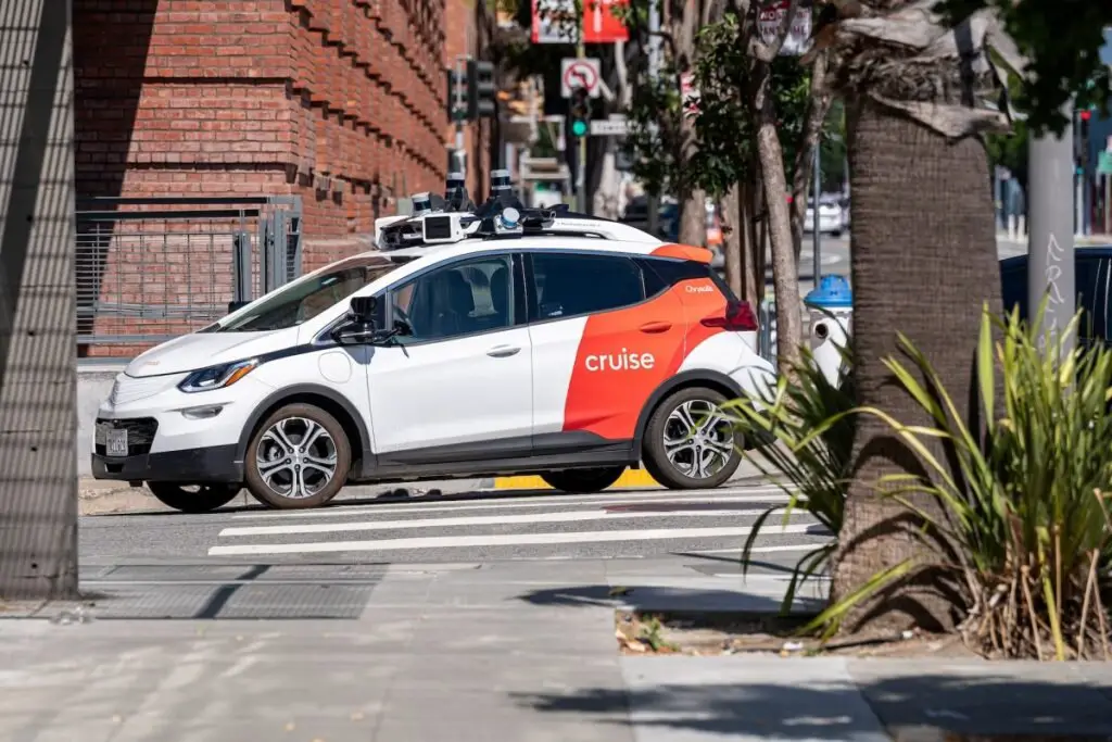 Autonomous vehicle tests in California decreased by 50%. Here is the reason.