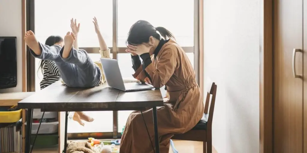 Almost a third of the parents looked at suicide or self -harm due to the overwhelming stress of nursing, according to Surve