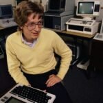 Before Bill Gates became a famous college failure, he applied for 3 Ivy League schools and used a different “persona” for everyone: “Each was a performance”