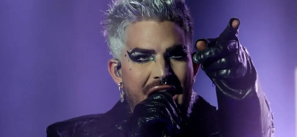 Adam Lambert strikes the audience that laughs over anti -Semitic line