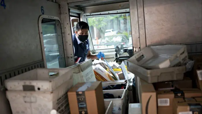Donald Trump makes the tariffs in inexpensive packages in the US China Trading Revief