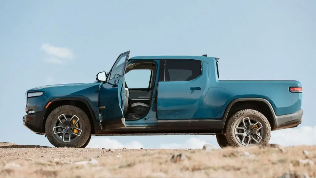Rivian centimeter closer to profitability, but warns the changes in government policy.