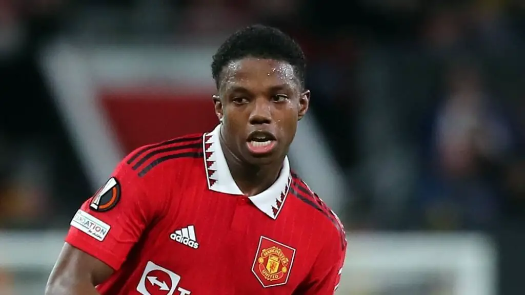 “Emotional” Man United Defender aims to enjoy football in PSV loan again