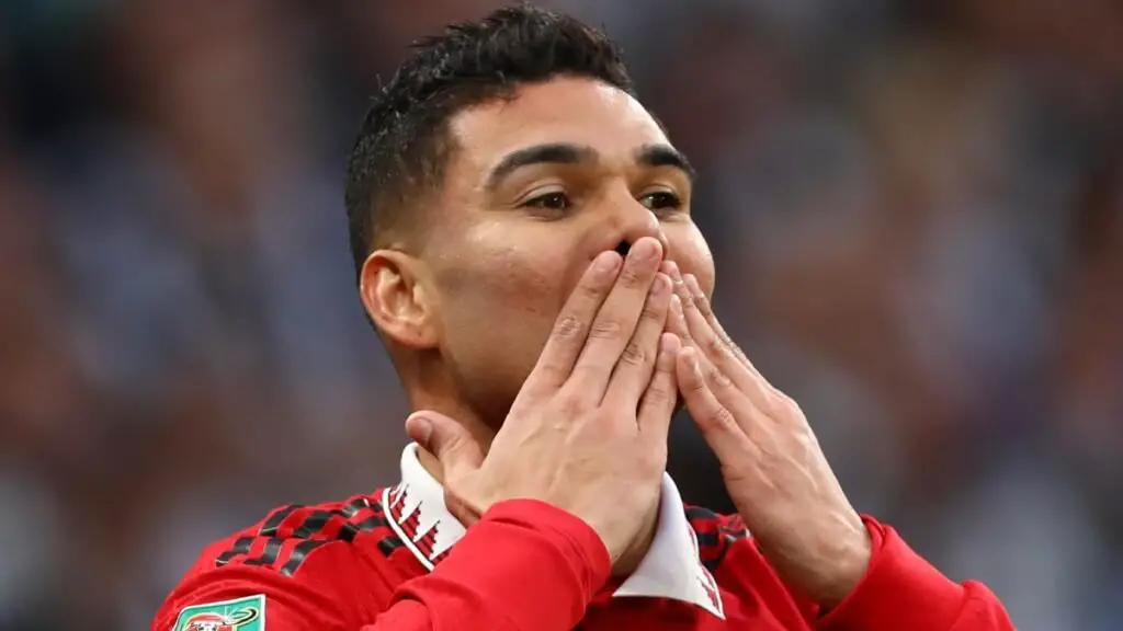 The constellations, team messages, confirmed start teams when Casemiro begins