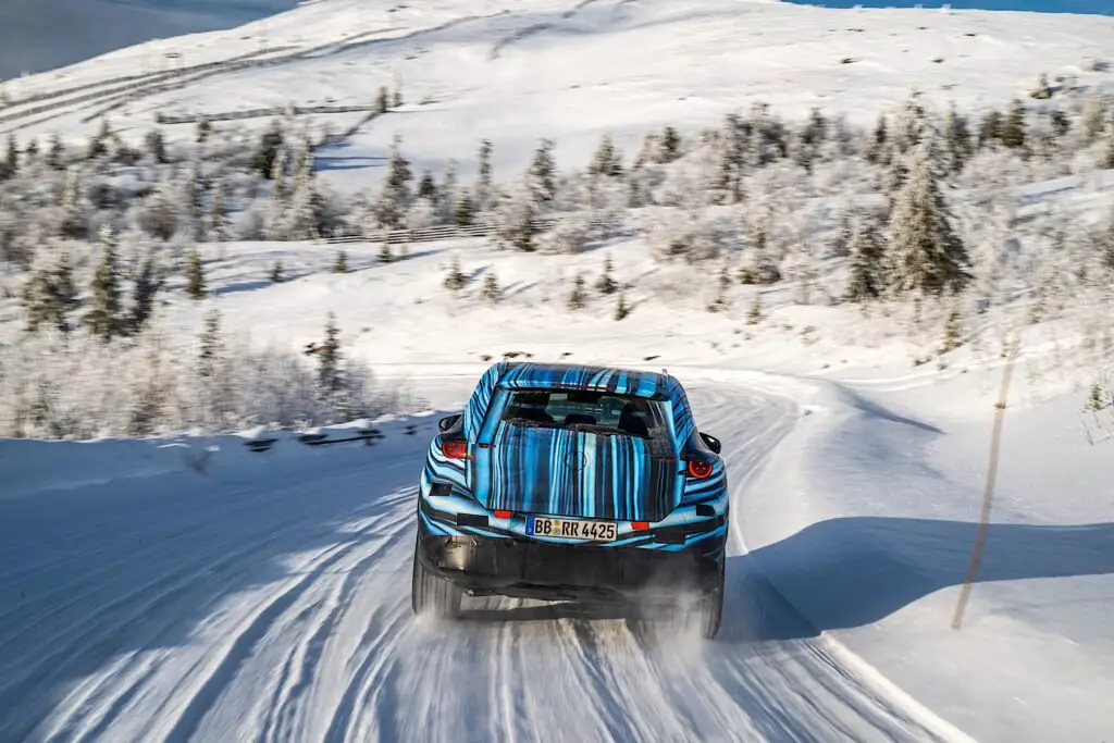 Mercedes-Benz GLC with EQ Technology Prototype Drive: better when cooling