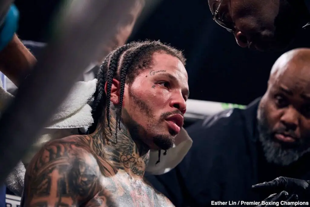 GERVONTA DAVIS is calling for Lamont Roach to rescue in the middle of controversy by the end of May