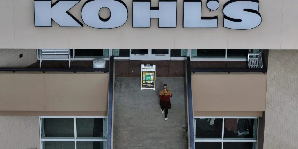 Kohl’s had an even worse quarter than Wall Street with net turnover of almost 10% after layoffs and closures of the business by almost 10%