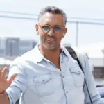 Mauricio Umansky caught the brunette right in front of the friends of Kyle Richards!