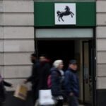 Lloyds shifts IT jobs from Great Britain to India