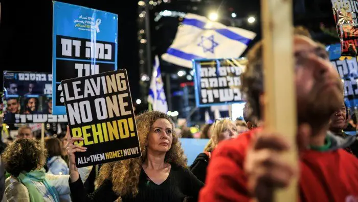 Israel stops the help for Gaza, while the Hamas revised ceasefire proposal