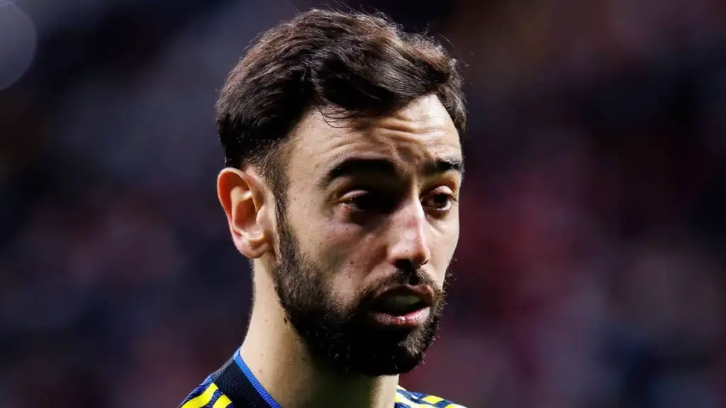 Manchester United boss Ruben Amorim stands by Bruno Fernandes and brushes the criticism of Roy Keane aside