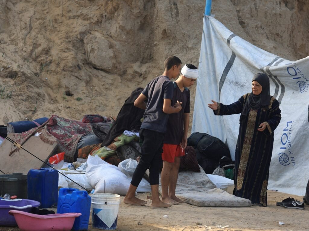 Israeli air strikes met Gaza, although Trump’s “Stop Bombings” request | Gaza messages
